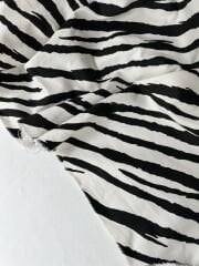 Zebra desenli likrasız kot