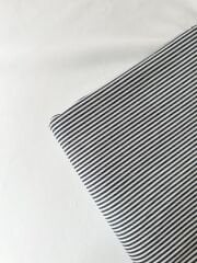 Çizgili ince likralı kot kumas 144x285cm