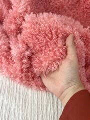 Nar çiçeği saçaklı peluş kumaş 164x220cm